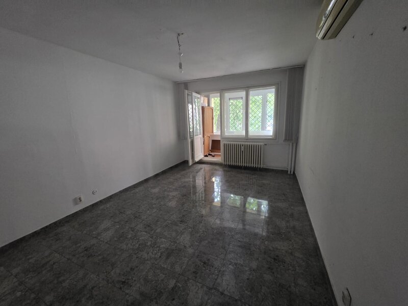 Dristor, ideal birou, 3 camere, 2 bai,