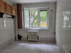 Dristor, ideal birou, 3 camere, 2 bai